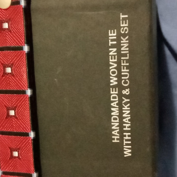 Mens tie and cufflink set - Picture 3 of 5